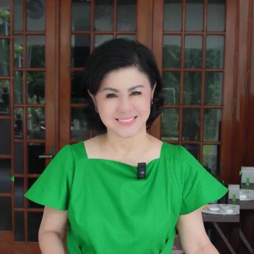 Bu Desiree Tarigan
